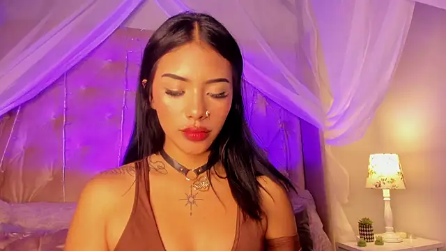 Snapshot of Giovanna_oliveira chatting on 01-07-25, 01:14 Giovanna oliveira online show from 01-07-25, 01:14