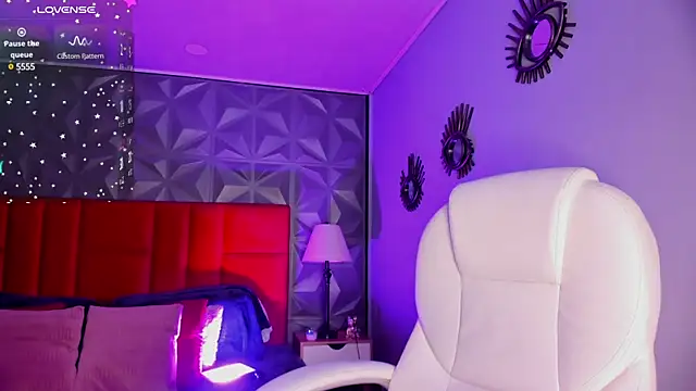 Snapshot of Giovanna_oliveira chatting on 01-28-25, 08:14 Giovanna oliveira online show from 01-28-25, 08:14