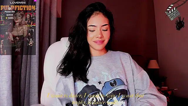 Snapshot of Giovanna_oliveira chatting on 10-21-25, 02:23 Giovanna oliveira online show from 10-21-25, 02:23