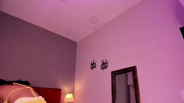 Snapshot of Giovanna_oliveira chatting on 11-08-25, 06:02 Giovanna oliveira online show from 11-08-25, 06:02