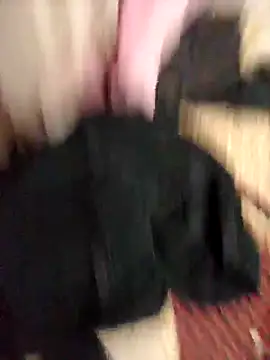 Snapshot of moody1996- chatting on 02-15-26, 12:47 moody1996- online show from 02-15-26, 12:47