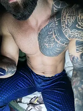 Snapshot of moody1996- chatting on 03-01-26, 11:40 moody1996- online show from 03-01-26, 11:40