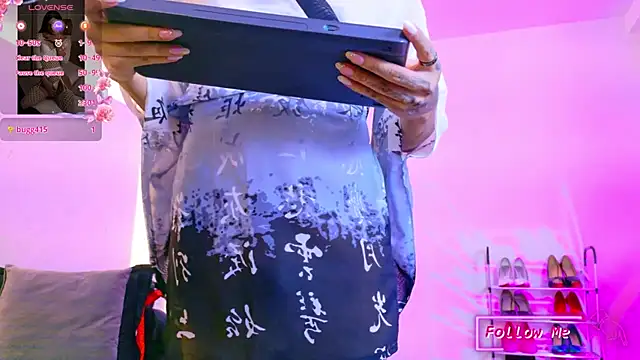 Snapshot of CampbelGinger chatting on 10-28-25, 01:53 CampbelGinger online show from 10-28-25, 01:53