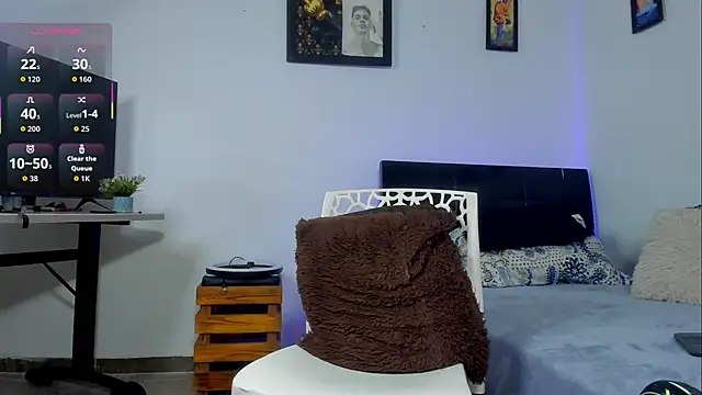 Snapshot of cristofer_988 chatting on 01-08-26, 03:20 cristofer 988 online show from 01-08-26, 03:20