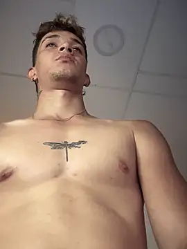 Snapshot of cristofer_988 chatting on 01-31-26, 10:30 cristofer 988 online show from 01-31-26, 10:30