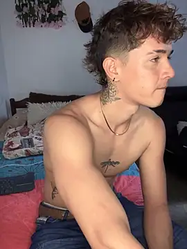 Snapshot of cristofer_988 chatting on 03-05-26, 08:05 cristofer 988 online show from 03-05-26, 08:05