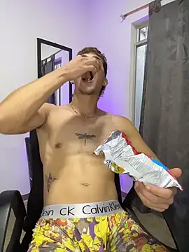 cristofer 988 online show from 03-27-26, 10:42