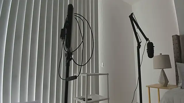 atenea erotic online show from 11-13-25, 07:57