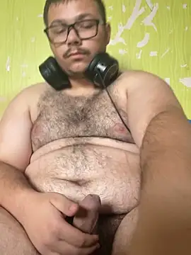 Snapshot of wulfgar5677 chatting on 09-24-25, 12:52 wulfgar5677 online show from 09-24-25, 12:52