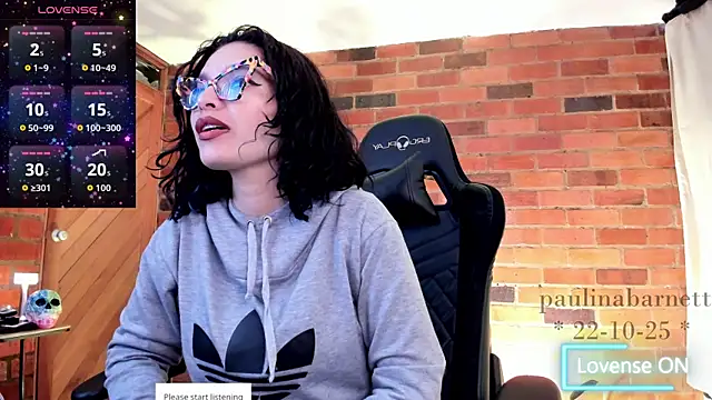 Snapshot of paulinabarnett- chatting on 10-22-25, 03:12 paulinabarnett- online show from 10-22-25, 03:12