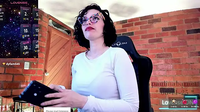 Snapshot of paulinabarnett- chatting on 11-06-25, 02:51 paulinabarnett- online show from 11-06-25, 02:51