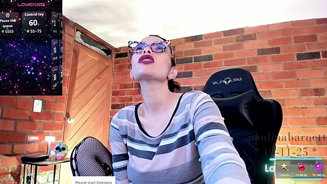 Snapshot of paulinabarnett- chatting on 11-21-25, 03:38 paulinabarnett- online show from 11-21-25, 03:38