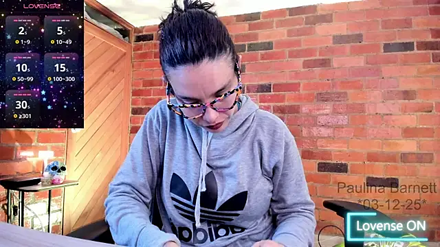 Snapshot of paulinabarnett- chatting on 12-04-25, 04:55 paulinabarnett- online show from 12-04-25, 04:55