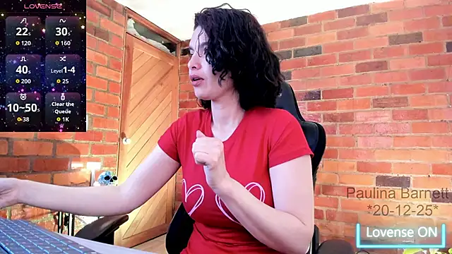 Snapshot of paulinabarnett- chatting on 12-20-25, 11:28 paulinabarnett- online show from 12-20-25, 11:28