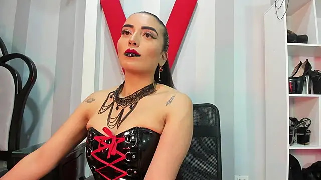 Snapshot of MeliizaQueen chatting on 01-07-25, 02:30 MeliizaQueen online show from 01-07-25, 02:30
