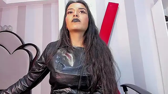 Snapshot of MeliizaQueen chatting on 02-14-25, 01:13 MeliizaQueen online show from 02-14-25, 01:13