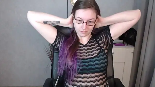 emmaxDelight online show from 10-23-25, 06:45