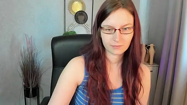 emmaxDelight online show from 06-10-26, 05:28