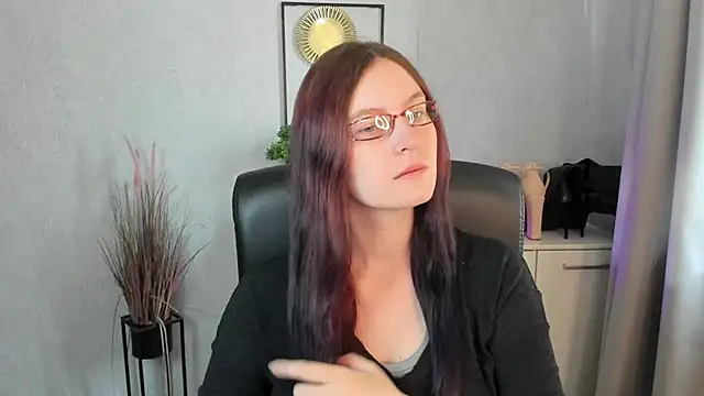 emmaxDelight online show from 07-15-26, 05:45