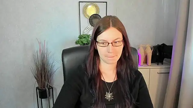emmaxDelight online show from 07-16-26, 05:24