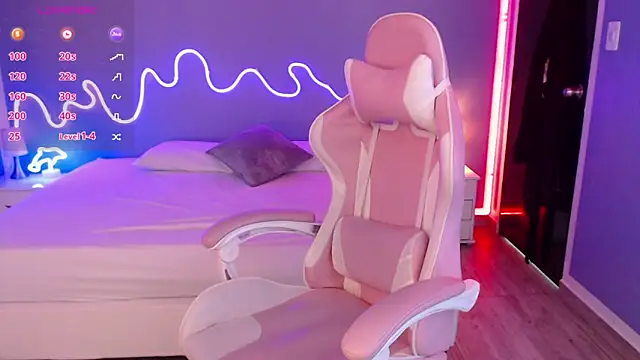 Snapshot of zoe_jones13 chatting on 03-10-25, 03:34 zoe jones13 online show from 03-10-25, 03:34