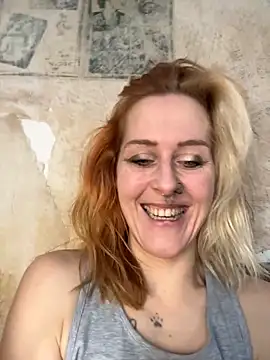 Snapshot of JoleneFuego chatting on 11-24-25, 08:58 JoleneFuego online show from 11-24-25, 08:58