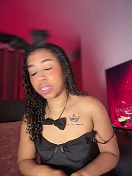 bella  honey online show from 10-24-25, 01:24