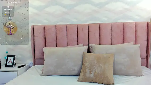 im gaby  online show from 12-23-24, 02:39