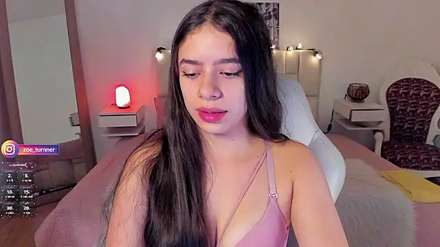 zoe turnner 18 online show from 10-29-25, 11:34