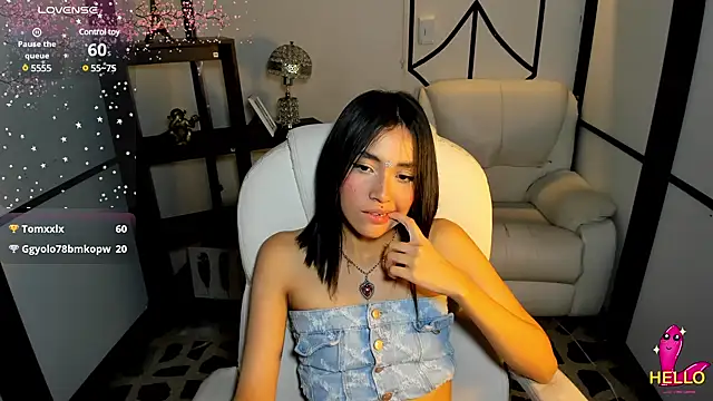 Snapshot of lilithTeen1_ chatting on 01-05-25, 05:30 lilithTeen1 online show from 01-05-25, 05:30