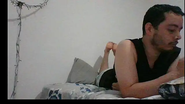 Snapshot of Gasparin32 chatting on 02-20-26, 02:19 Gasparin32 online show from 02-20-26, 02:19