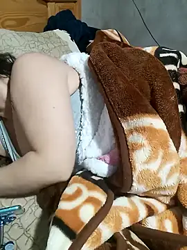 jijijoudia online show from 01-21-25, 06:34