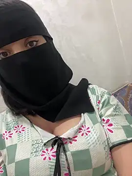 jijijoudia online show from 10-15-25, 11:38