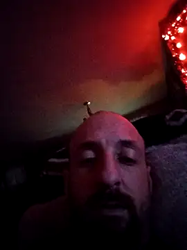 Snapshot of armdy371 chatting on 12-15-25, 07:23 armdy371 online show from 12-15-25, 07:23