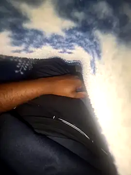 Snapshot of RovingAlcove chatting on 03-10-26, 11:21 RovingAlcove online show from 03-10-26, 11:21