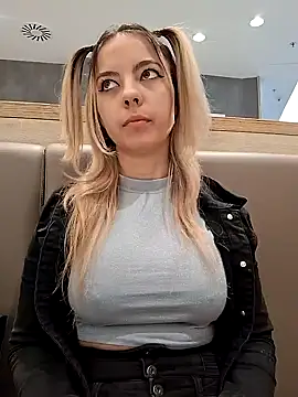 Snapshot of allinqueen chatting on 02-24-25, 08:38 allinqueen online show from 02-24-25, 08:38