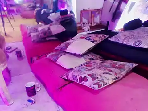 laye19 online show from 01-17-25, 02:39