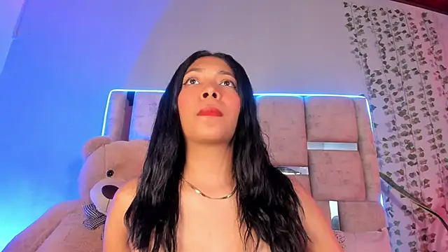 Snapshot of KarolRojas_ chatting on 02-04-25, 09:28 KarolRojas online show from 02-04-25, 09:28