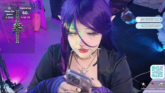 toky doll online show from 07-12-26, 03:03