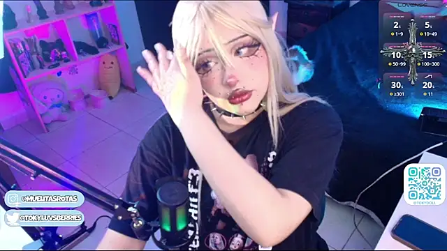 toky doll online show from 07-31-26, 04:01