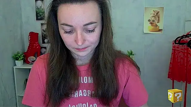  Barbie Kiss  online show from 04-26-26, 11:19