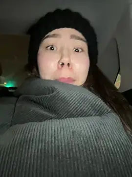 Snapshot of Asian_Asami chatting on 12-22-24, 02:27 Asian Asami online show from 12-22-24, 02:27