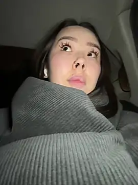 Snapshot of Asian_Asami chatting on 01-25-25, 06:13 Asian Asami online show from 01-25-25, 06:13