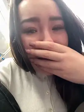 Snapshot of Asian_Asami chatting on 03-08-25, 02:19 Asian Asami online show from 03-08-25, 02:19