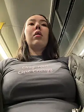 Snapshot of Asian_Asami chatting on 11-15-25, 02:57 Asian Asami online show from 11-15-25, 02:57