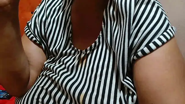 tinagiant online show from 10-12-25, 05:06