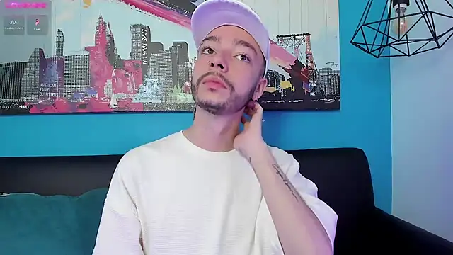 noah ricci online show from 12-17-24, 01:05