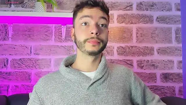 Snapshot of noah_ricci chatting on 03-05-26, 12:01 noah ricci online show from 03-05-26, 12:01