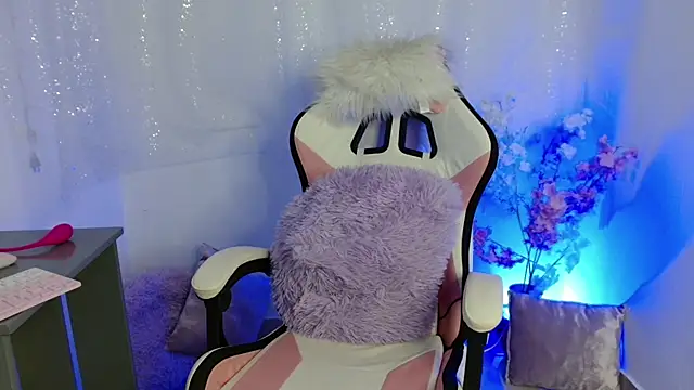 alanavega11 online show from 03-15-25, 04:54