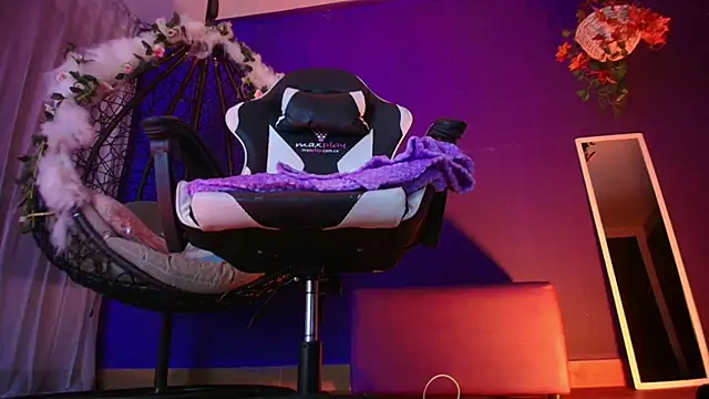 vanelope11 online show from 03-06-26, 02:41